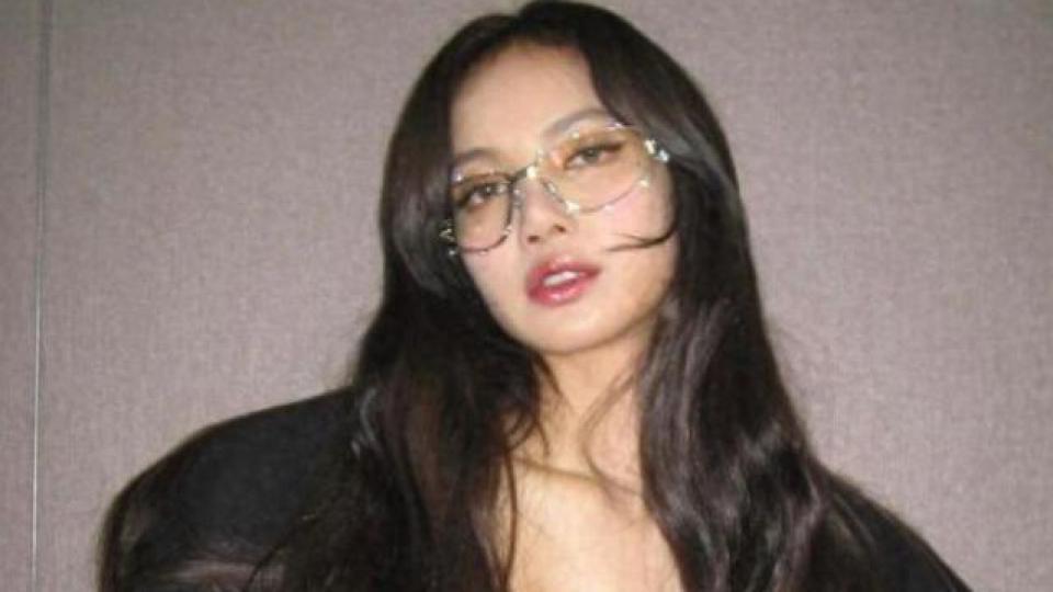 Lisa疑回应疯马秀 现场观众晒照反击其嚣张态度