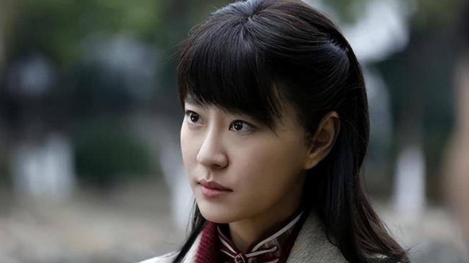 《伪装者》女主开撕胡歌！被撞断锁骨不让说，难忍被网暴十年