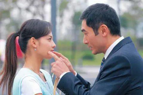 “美艳女星”和富二代的瓜