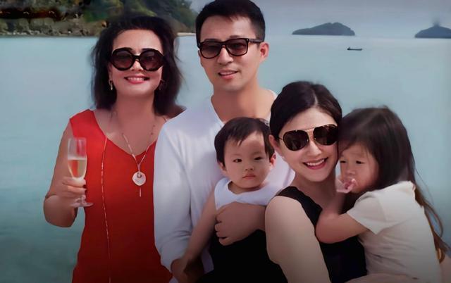 葛斯齐曝与大小S官司开庭前曾求助汪小菲 邀请他做证人被拒