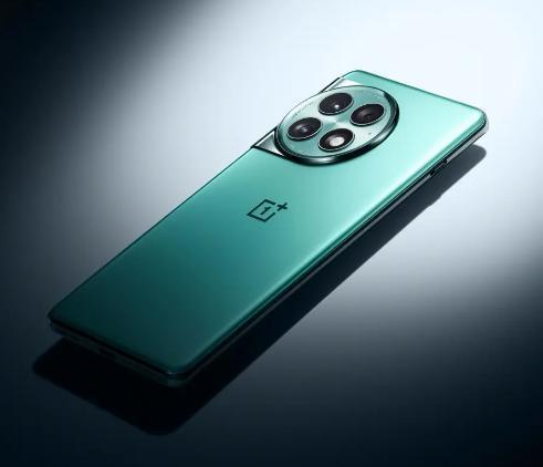 一加 Ace 3 手机部分规格曝光：骁龙 8 Gen 2 处理器   金属中框