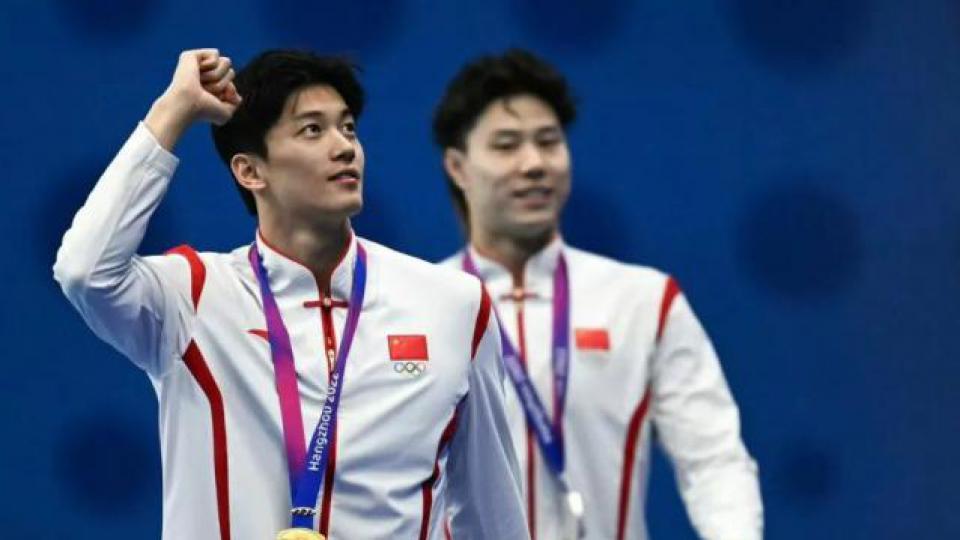 实力夺冠却靠脸成顶流！谁能想到是他笑到最后……