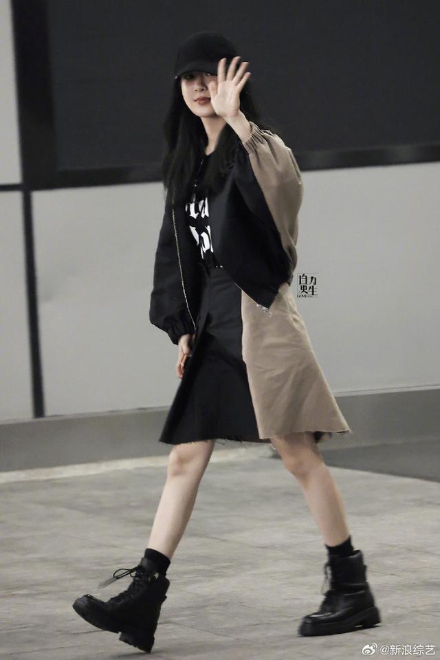 杨紫录制《我们的美好生活》路透释出 穿短裙露细直美腿