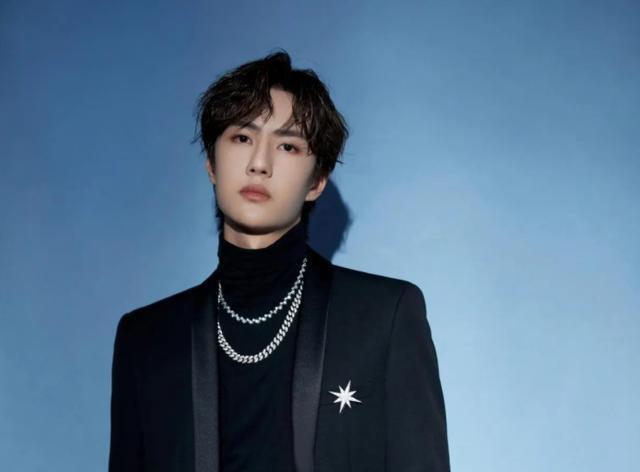 王一博被曝偷税漏税，网友称其是假消息，事件真相有待查证