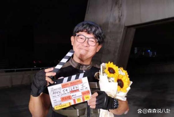 华人演员张咏华爬山时突发心脏病猝逝，生前曾患抑郁症