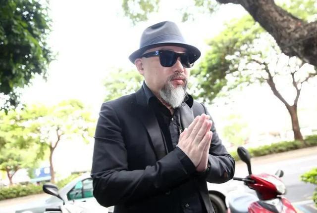 国标舞女王刘真去世三年半，丈夫悲痛搬家，不愿再被打扰