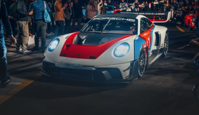 保时捷 911 GT3 R rennsport 跑车上市，国内售 734.8 万元