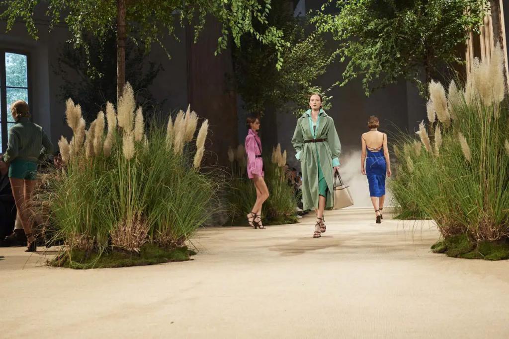 Max Mara