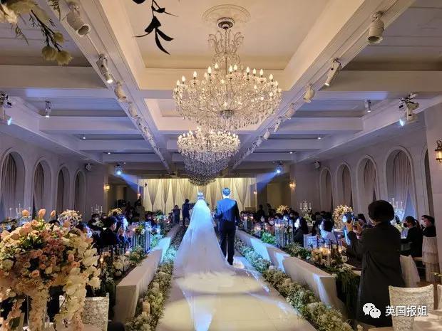 全网热议！韩国婚礼份子钱太贵成噩梦，有人去婚礼随200被骂翻！