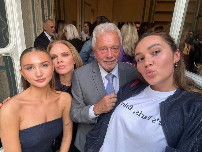 贝克汉姆一家欢聚时装周，小七造型显成熟，布鲁克林夫妇惊喜现身