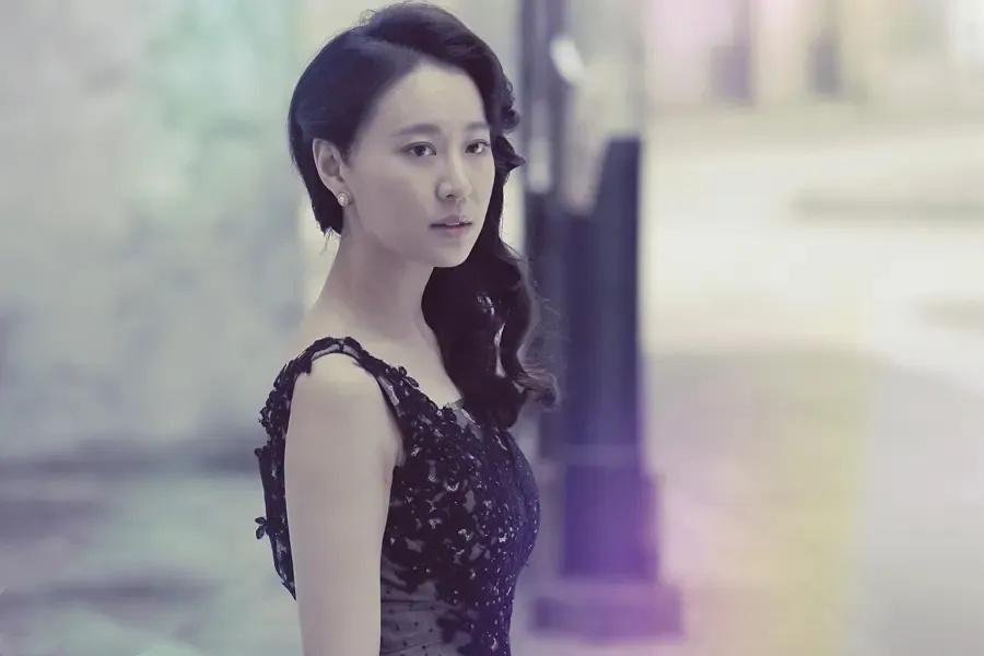 八年后《伪装者》女主发文,再提被胡歌砸伤事件,是有意还是无心