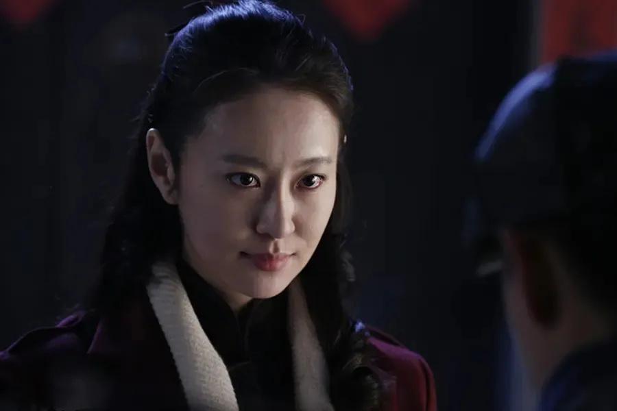 八年后《伪装者》女主发文,再提被胡歌砸伤事件,是有意还是无心