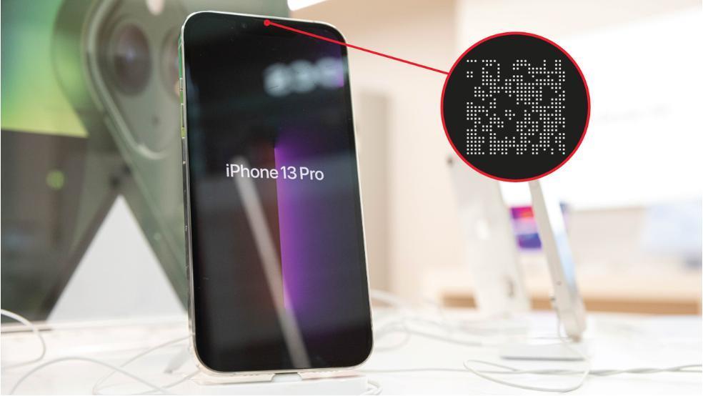报告称 iPhone 屏幕雕刻有隐藏二维码，帮助苹果每年节省数亿美元