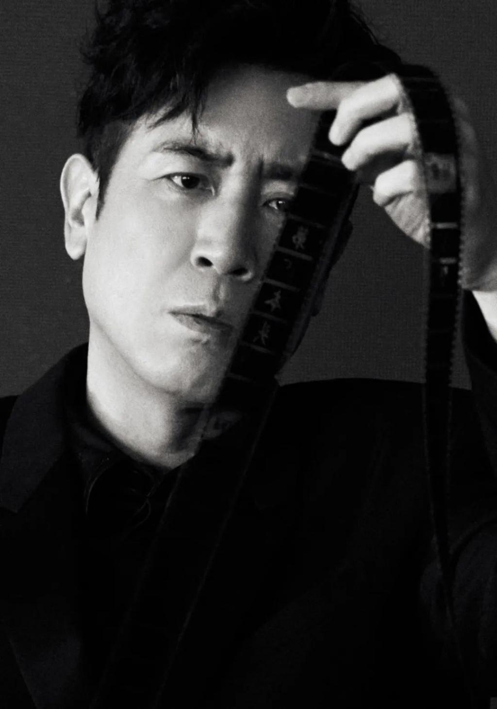 《坚如磐石》的黎志田火了,他又“变脸”了!