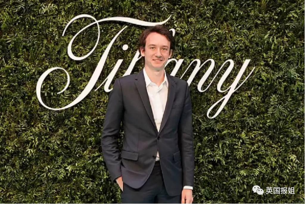 Lisa疯马秀刚跳完，绯闻男友家就曝丑闻？LV家族最近瓜太多！