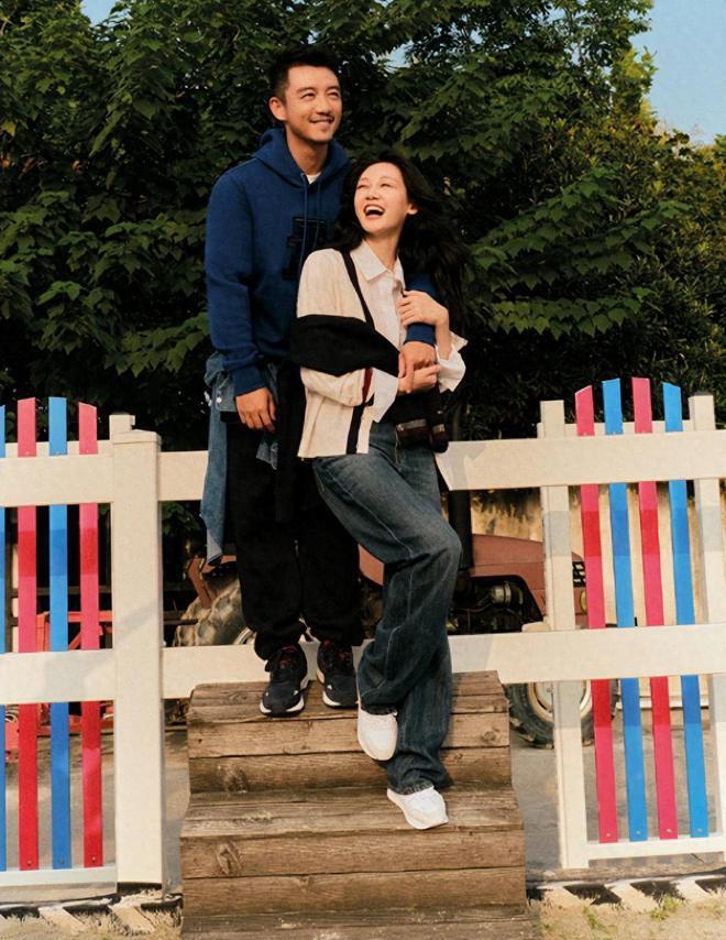 郑恺晒夫妻恩爱大片，苗苗被指产后后遗症明显，被P到快认不出
