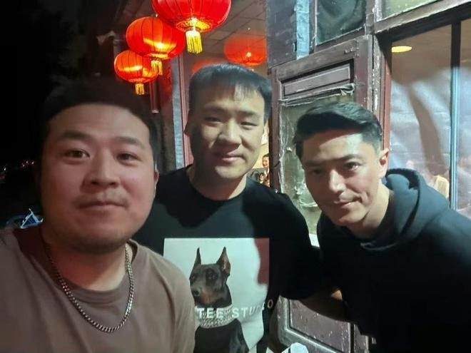林心如重返内地工作，与谢娜合体录节目被偶遇，47岁近状保持超好|霍建华|佟大为|刘亦菲|女明星_网易订阅