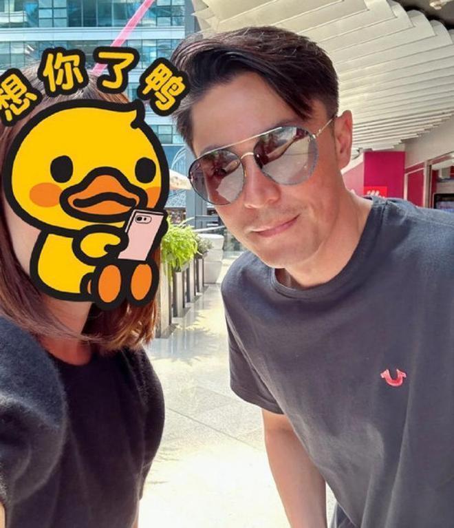 林心如重返内地工作，与谢娜合体录节目被偶遇，47岁近状保持超好|霍建华|佟大为|刘亦菲|女明星_网易订阅