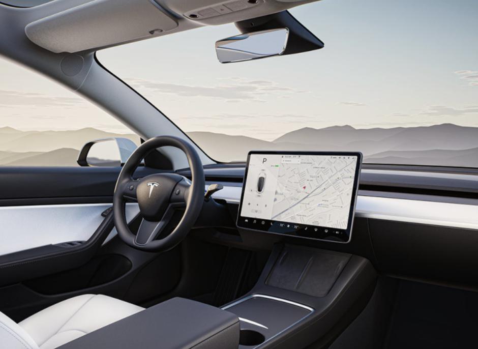 OPPO 车管家新增对特斯拉的适配，支持远程控车等功能