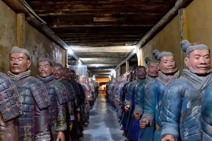 快去看，这才是国庆档必刷的一部片！