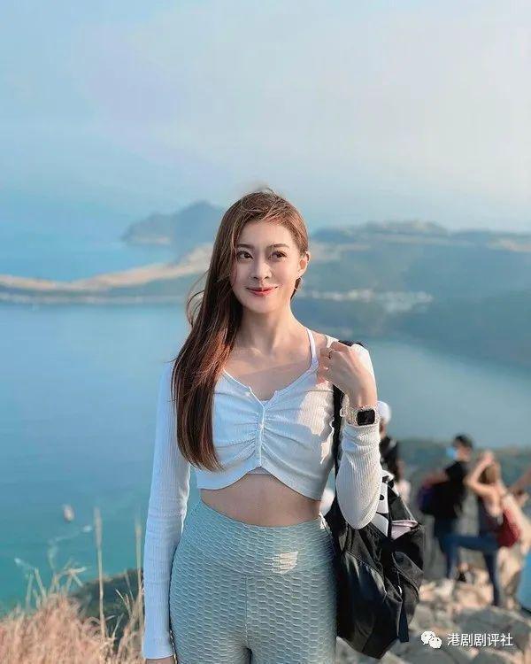 落选港姐正式加入TVB做记者，删走大量性感照网友叹可惜