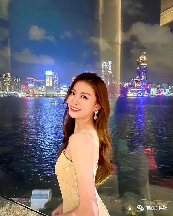 落选港姐正式加入TVB做记者，删走大量性感照网友叹可惜