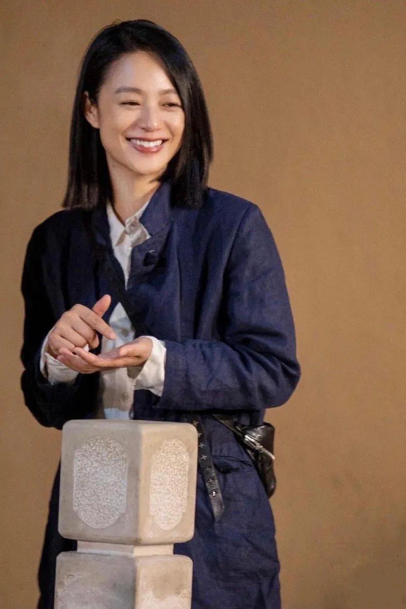 怎么十年过去了，还在跟风学她？