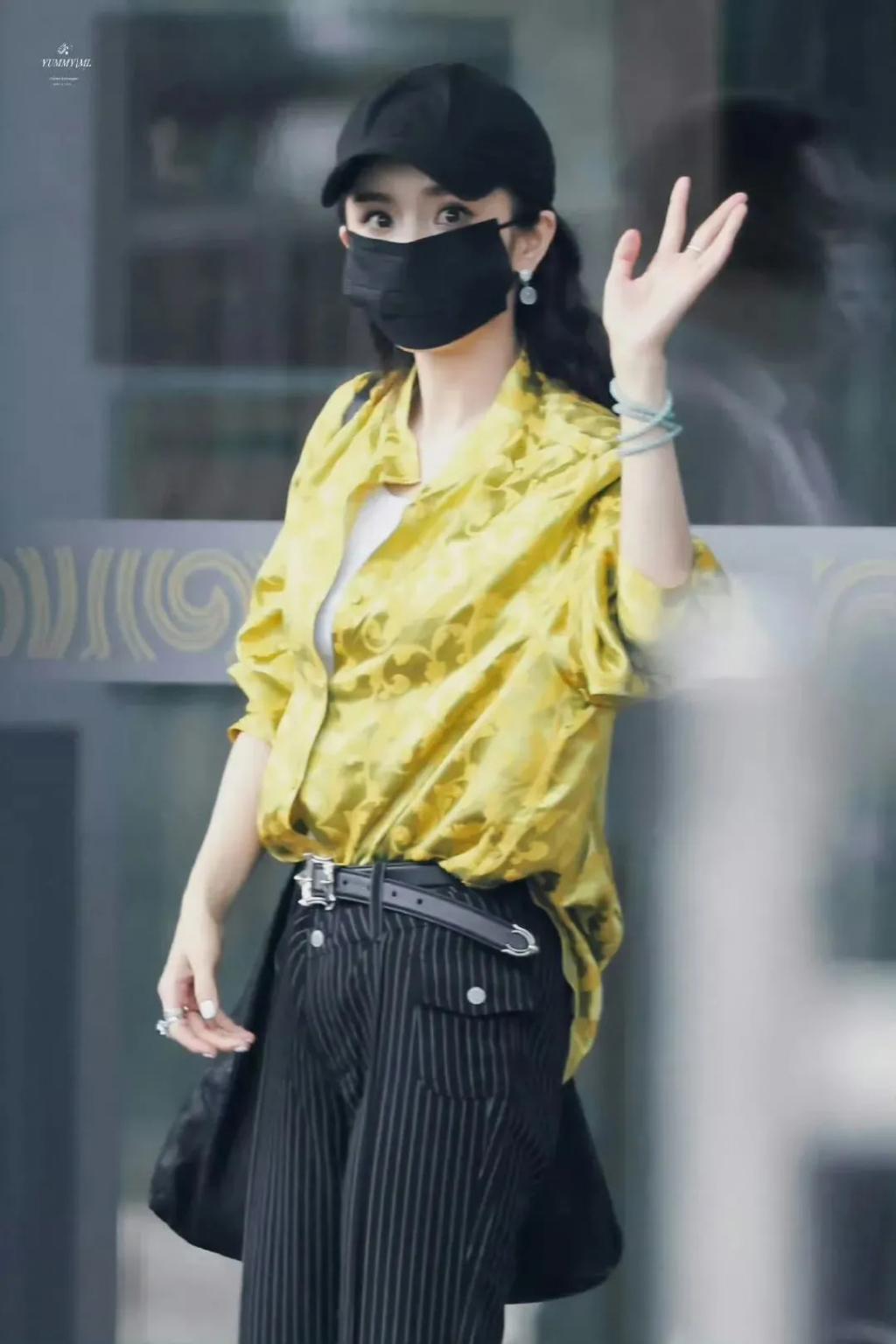 怎么十年过去了，还在跟风学她？