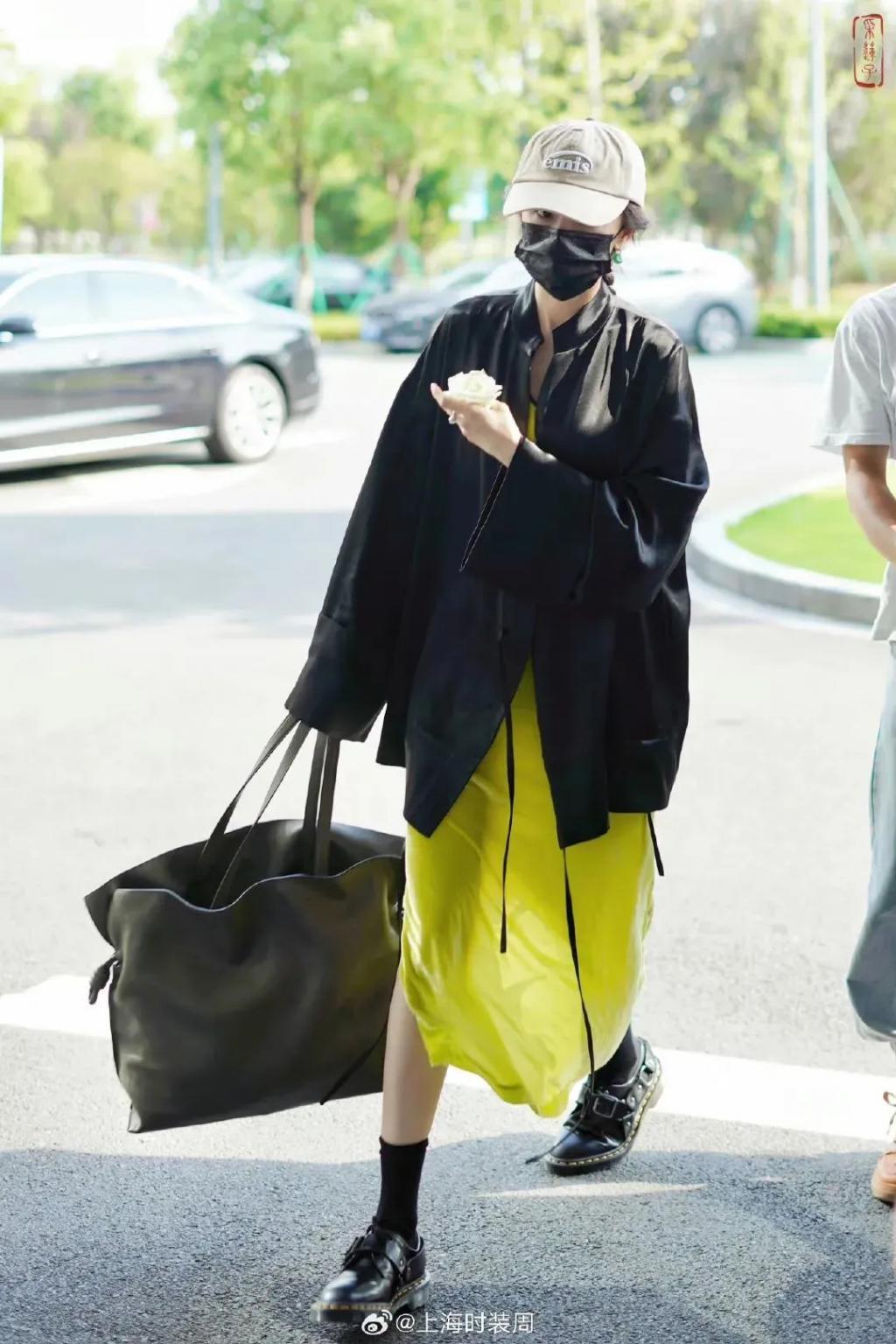 怎么十年过去了，还在跟风学她？