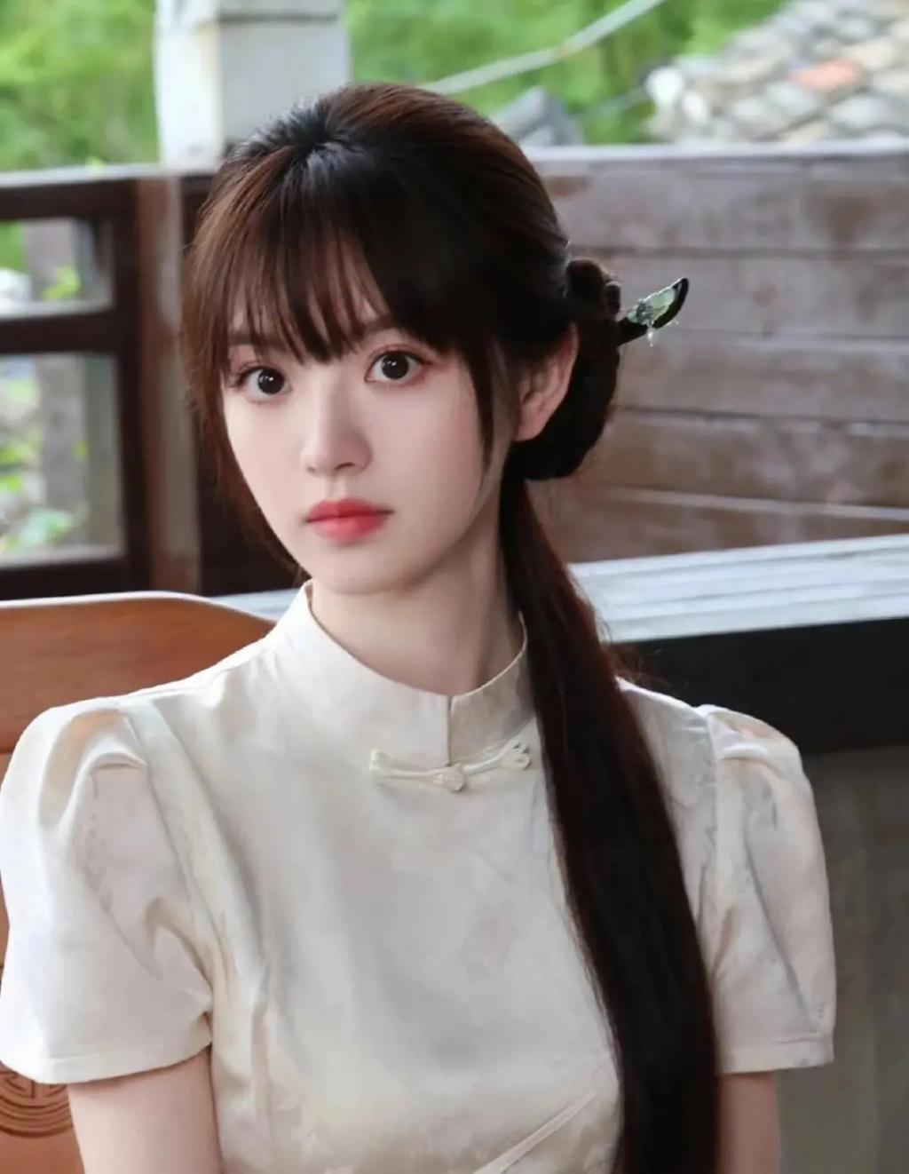 怎么十年过去了，还在跟风学她？