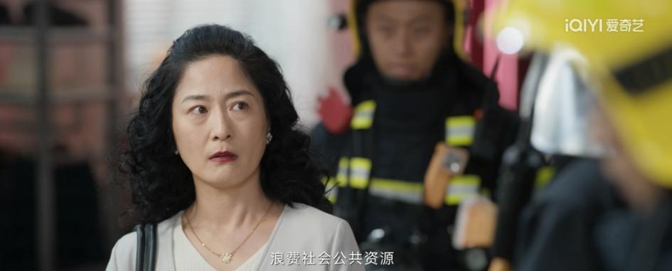 官方下场宣传，这国产剧高低得爆了