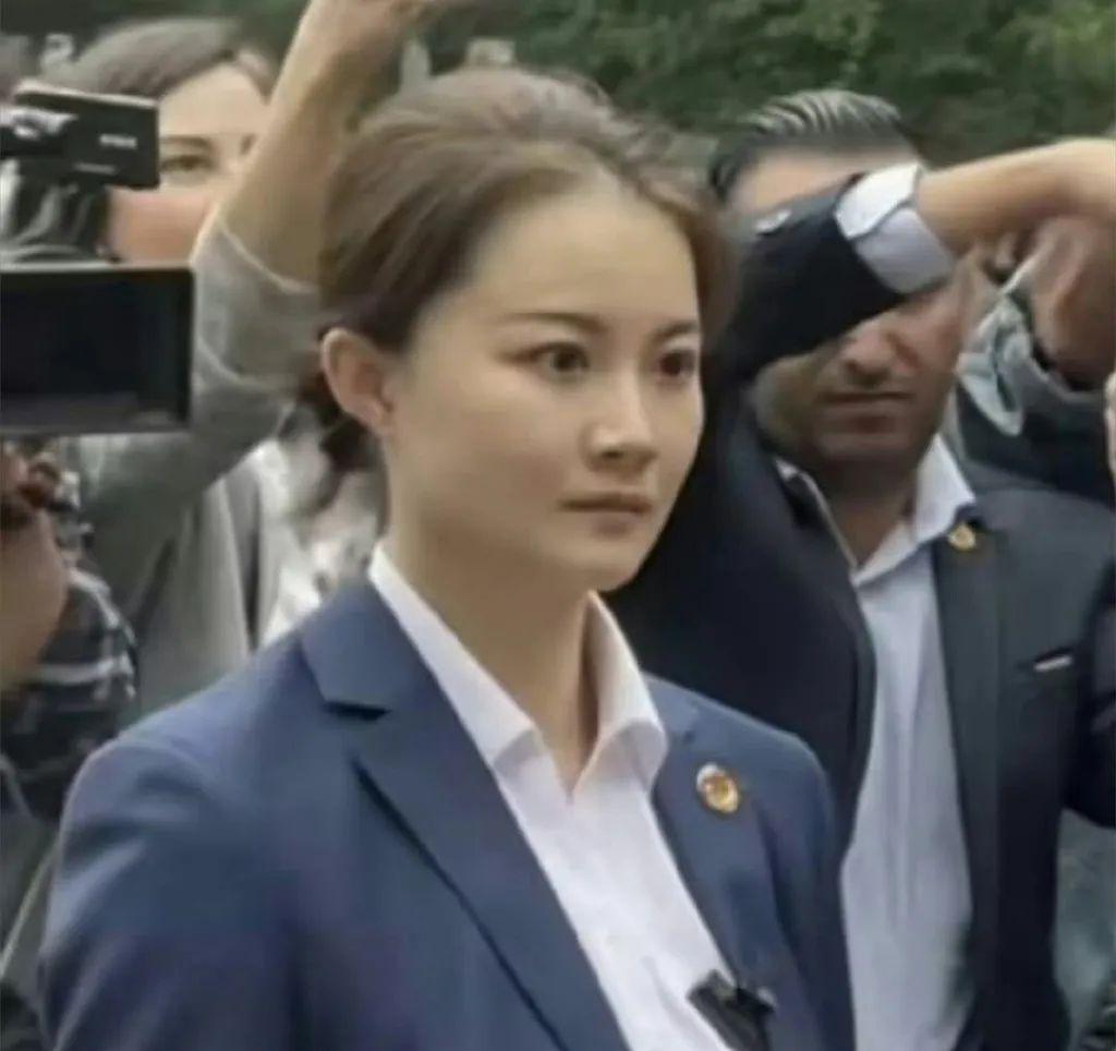 别抢，在座的各位都是我老婆！