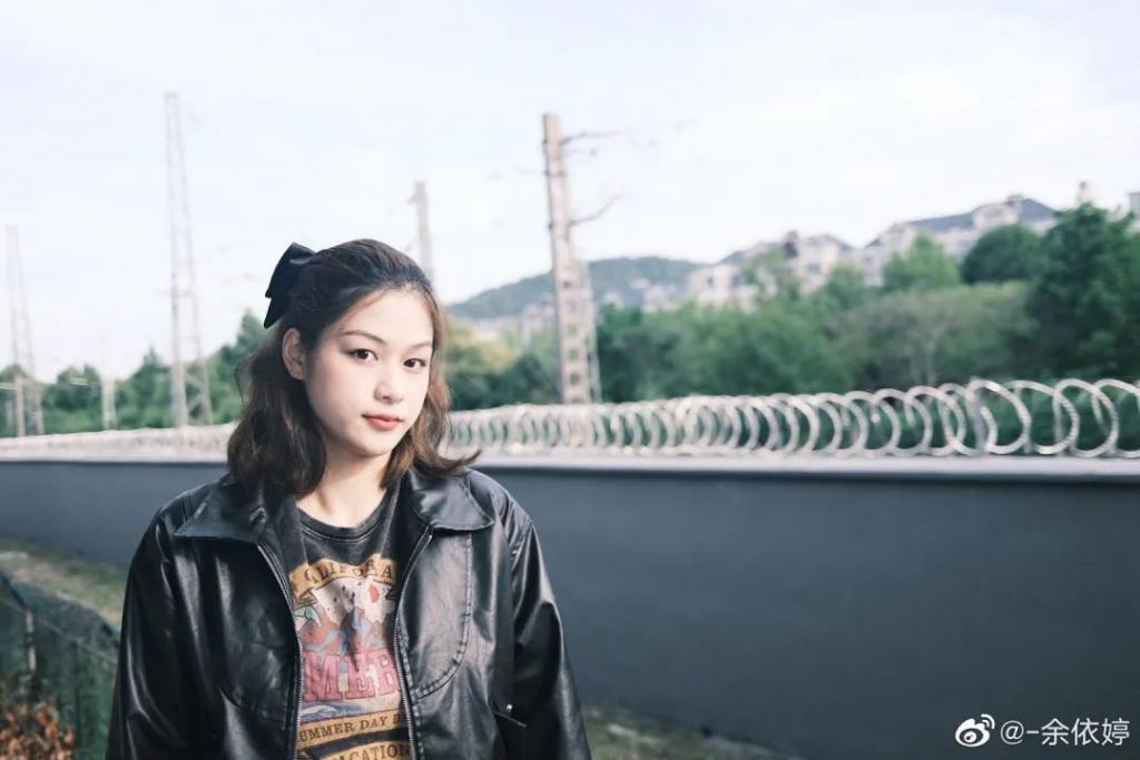 别抢，在座的各位都是我老婆！