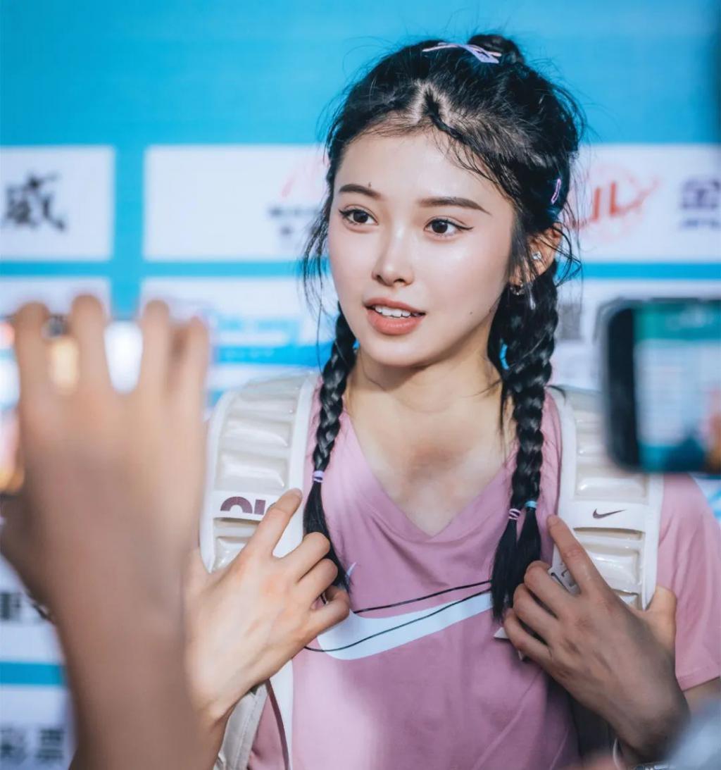 别抢，在座的各位都是我老婆！