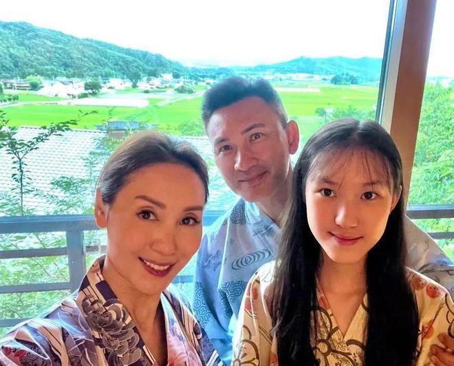 前TVB花旦爱女尽得父母靓基因，女儿有意入行当歌手