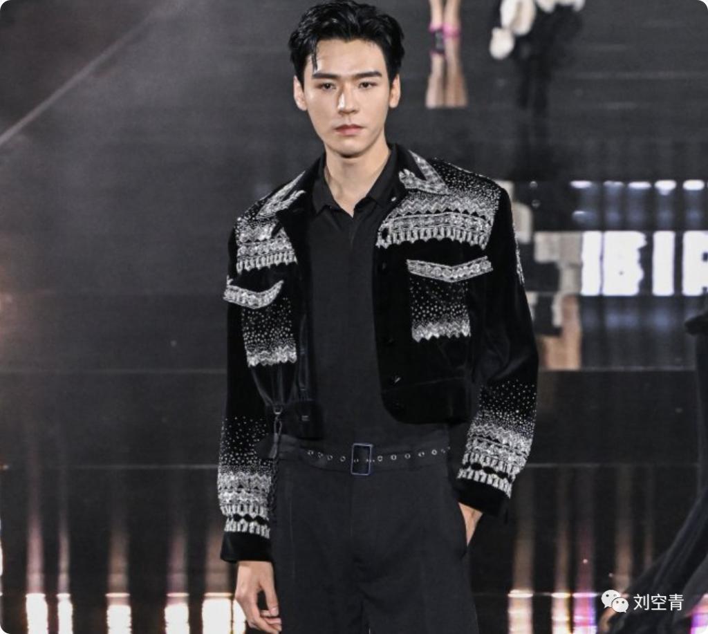 他这个脸,这次真的吓到人了?