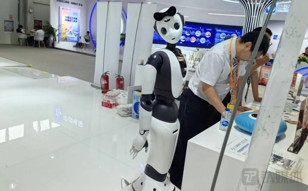 马斯克遇难题：未来10年内，人形机器人行业难以大规模商业落地
