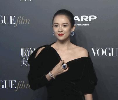她下凡怎么又脸着地了？