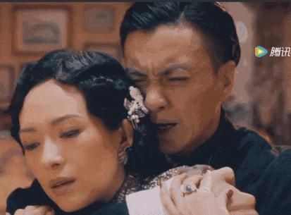 她下凡怎么又脸着地了？