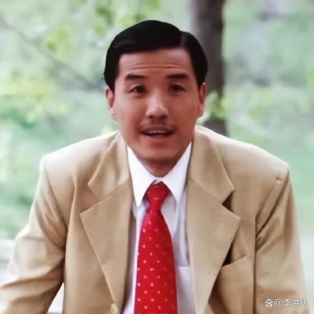 没想到陪赵本山过节的，是被他赶走的关小平