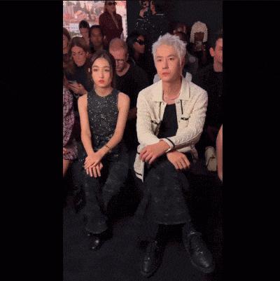 她俩到底谁改年龄了?