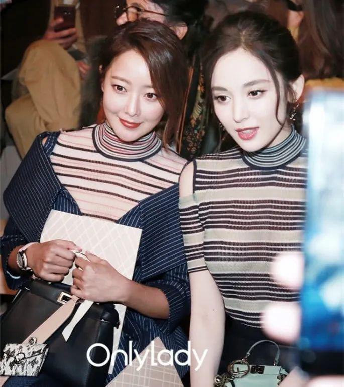 她俩到底谁改年龄了?