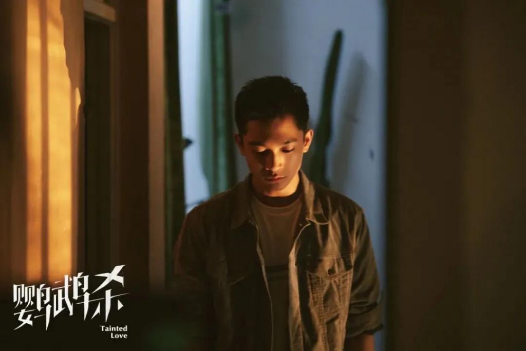 《燃冬》《鹦鹉杀》都没成，影后周冬雨还有什么？