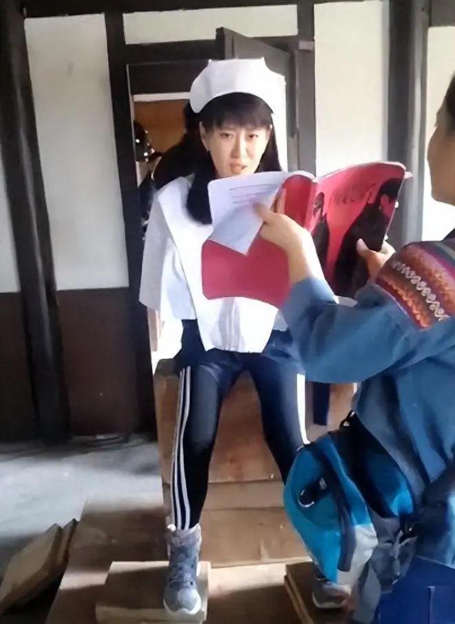 啥情况！揭露剧组黑幕，她被害惨了？