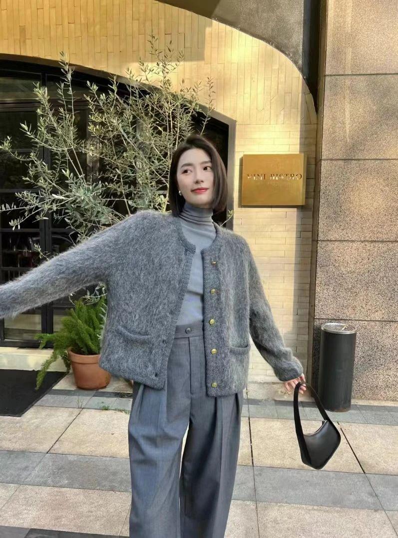 马思纯巴黎街拍太美了！8套私服全种草，打底衫 牛仔裤这套太太太显瘦了！