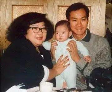 爆了！女儿自杀身亡，国民好老公抛妻弃子？！