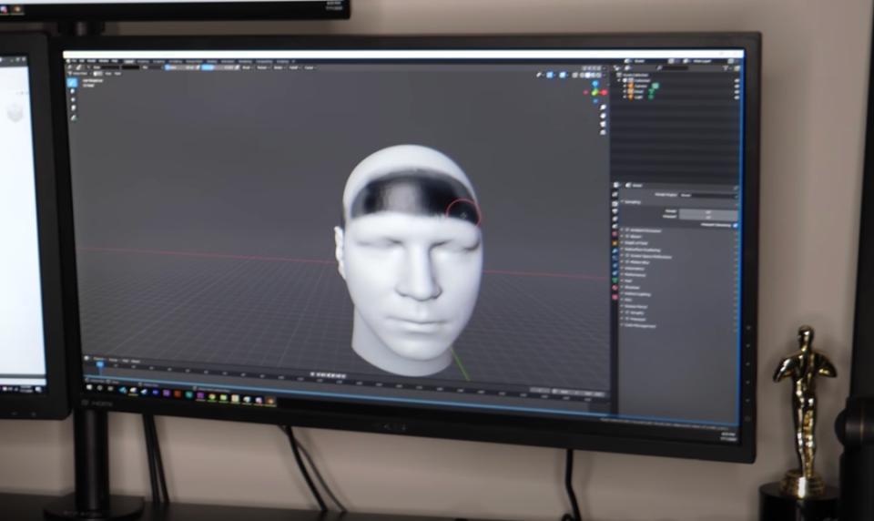 他造了个机械臂帮他剪头发，结果…头掉了