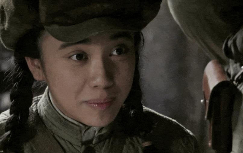 坚如磐石：陈道明老了，张国立肿了，我却被身高168女二号惊艳