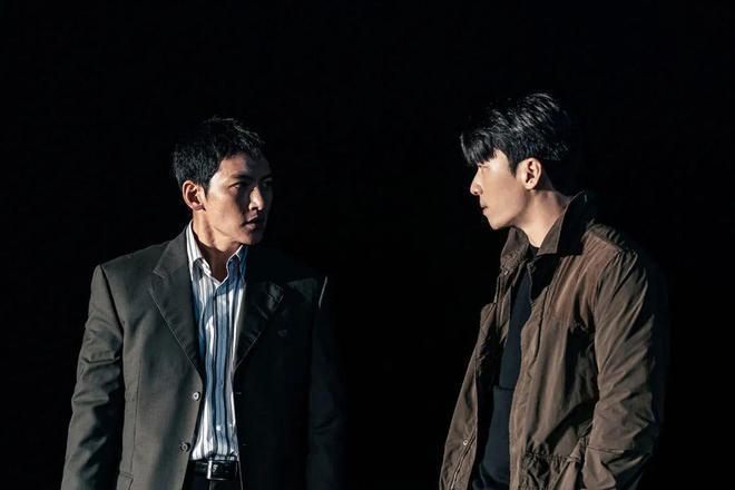 第一集就火爆刺激，刚开播飙到9.5分！