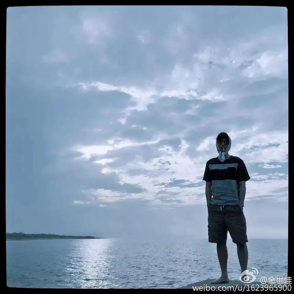 说他隐婚生子？这真不能叫塌房，是结婚的时候没叫你而已！